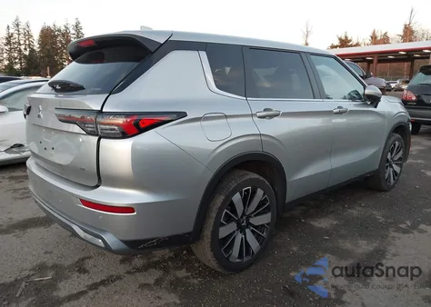 2025 Mitsubishi Outlander Se 2.5 S-Awc/Trail Edition S-Awc from USA, damaged, VIN JA4J4VA8XSZ035731